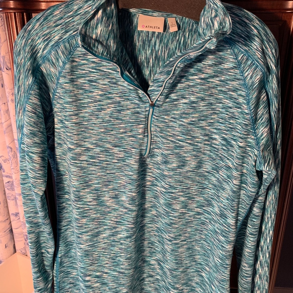AREI zip up. M.